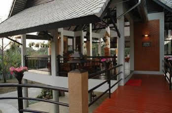 Phaya Inn Lamphun Bagian luar foto
